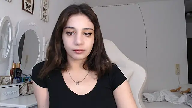bellefleurrr online show from June 9, 2026, 4:40 pm