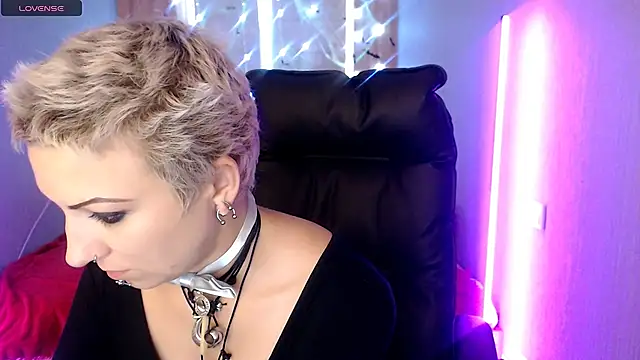 Sweet-n-Strong online show from November 15, 2025, 8:22 am