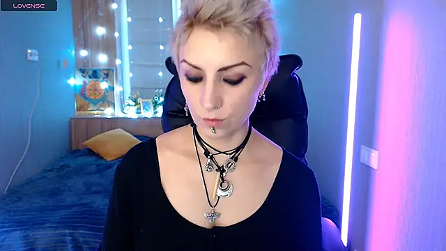 Sweet-n-Strong online show from December 2, 2025, 8:19 am