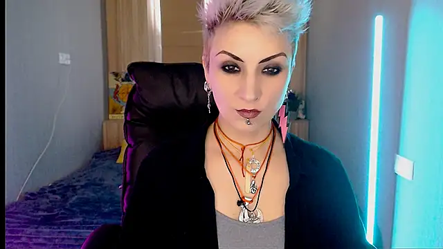 Snapshot of Sweet-n-Strong chatting on February 1, 2026, 6:34 am Sweet-n-Strong online show from February 1, 2026, 6:34 am