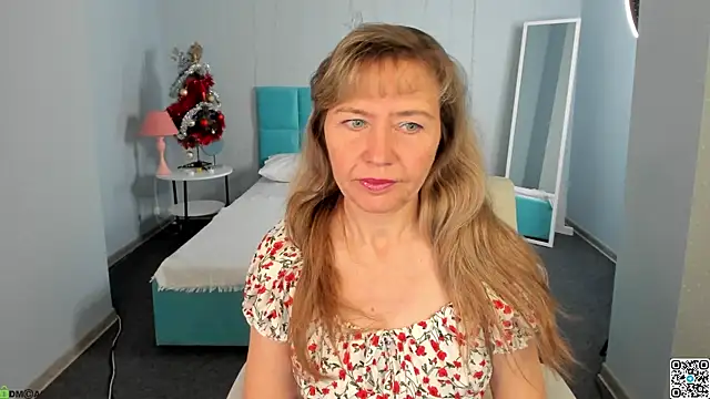 Carla Vogue online show from December 21, 2025, 2:51 am