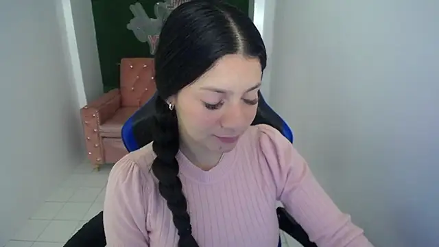 velvetvixen t online show from January 14, 2026, 12:44 pm