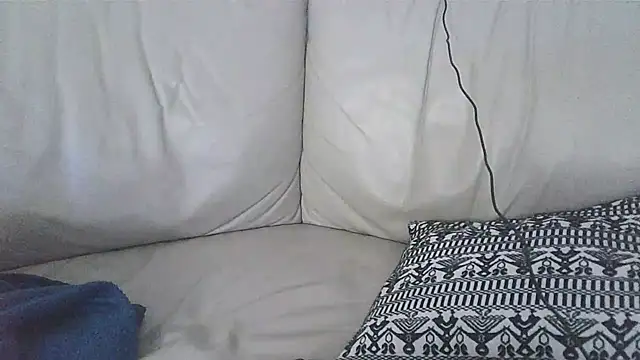 Evasionee online show from November 10, 2025, 7:35 pm