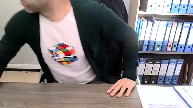 Evasionee online show from January 15, 2026, 7:46 am