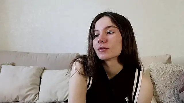 Petalwren online show from March 15, 2026, 11:27 am