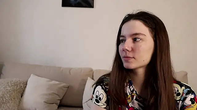 Petalwren online show from April 26, 2026, 10:57 am