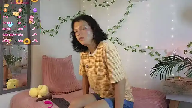 Indi rave online show from April 11, 2026, 8:13 pm