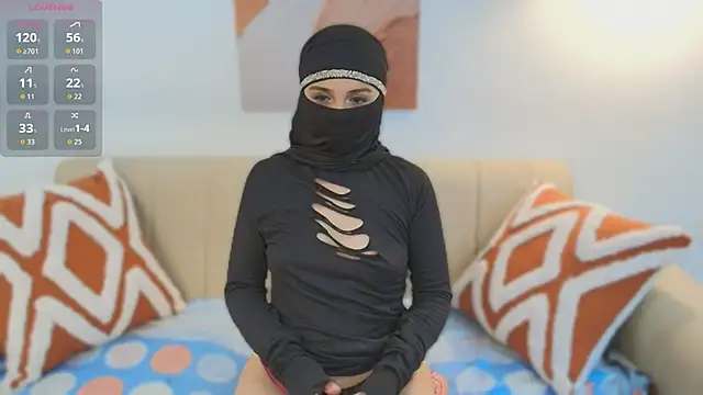 Lailaa lush online show from November 1, 2025, 7:32 am