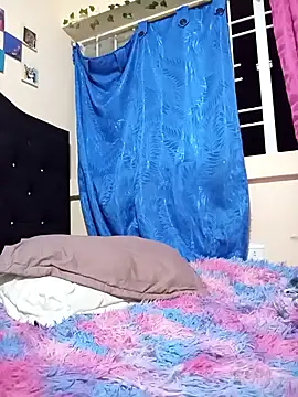 Snapshot of El-jhon chatting on November 7, 2025, 6:46 am El-jhon online show from November 7, 2025, 6:46 am