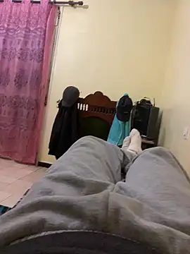 Unique-Man online show from December 2, 2025, 9:21 pm