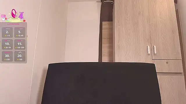 Kesha rosse  online show from February 27, 2026, 5:29 am