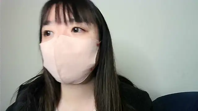 yua chan00 online show from December 17, 2025, 8:48 pm