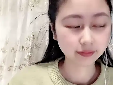 nuannuan35593 online show from December 4, 2025, 12:36 pm