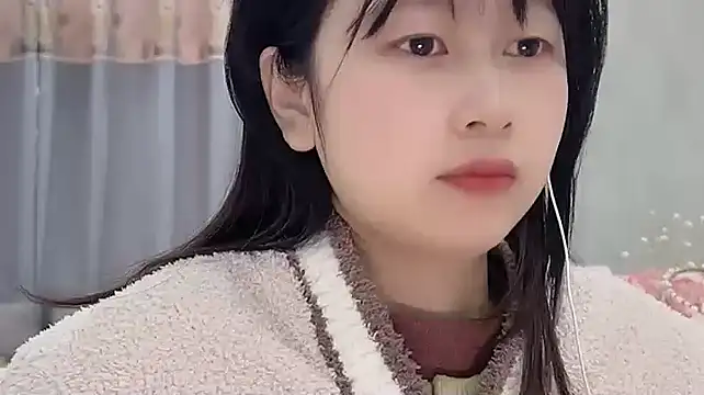 nuannuan35593 online show from January 16, 2026, 7:23 am