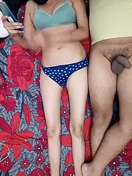couple-open-enjoy online show from May 27, 2026, 12:13 pm
