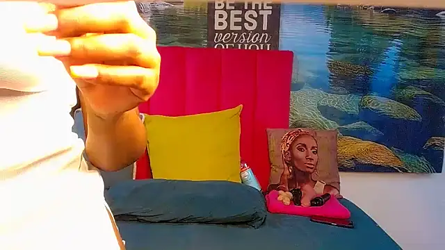 Lisa-001 online show from February 7, 2026, 2:32 pm