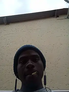 younggblackkCOCK19 online show from November 6, 2025, 3:46 pm