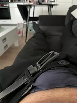 Snapshot of hasanka62 chatting on February 8, 2026, 11:13 am hasanka62 online show from February 8, 2026, 11:13 am