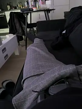 Snapshot of hasanka62 chatting on February 14, 2026, 12:46 pm hasanka62 online show from February 14, 2026, 12:46 pm