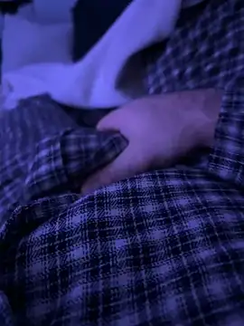 Snapshot of hasanka62 chatting on February 16, 2026, 7:37 am hasanka62 online show from February 16, 2026, 7:37 am