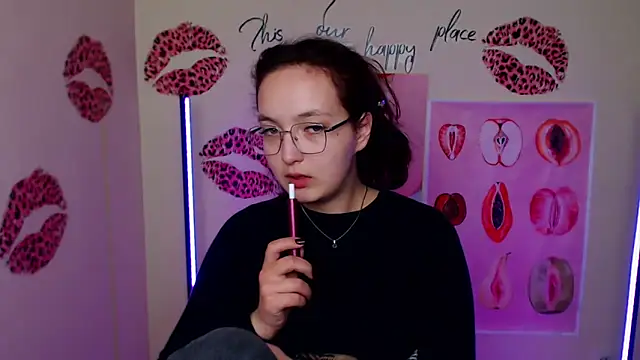 Snapshot of MissAriaa chatting on October 29, 2025, 7:32 am MissAriaa online show from October 29, 2025, 7:32 am