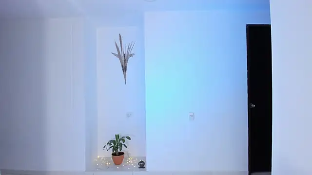 Leyacopper  online show from March 21, 2026, 2:05 am