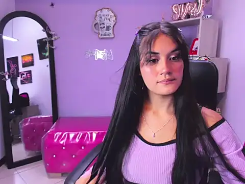 Charlotte Rosy online show from October 30, 2025, 8:20 pm