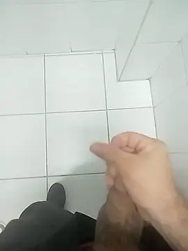 Snapshot of Jervaz chatting on February 18, 2026, 2:51 am Jervaz online show from February 18, 2026, 2:51 am