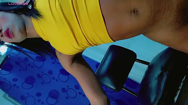 chairahot2 online show from November 22, 2025, 8:57 am