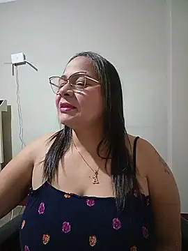 Snapshot of Angie_milf50 chatting on August 1, 2026, 5:29 am Angie milf50 online show from August 1, 2026, 5:29 am