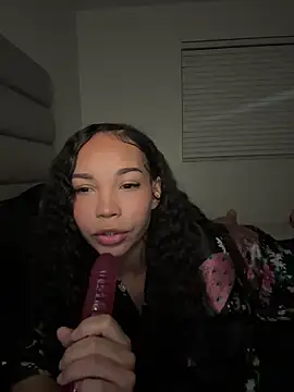 nikkiloveee online show from February 14, 2026, 5:15 am