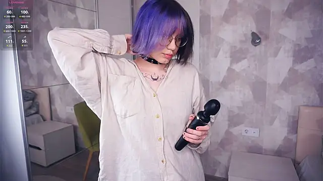 KellePourier online show from November 5, 2025, 7:25 pm