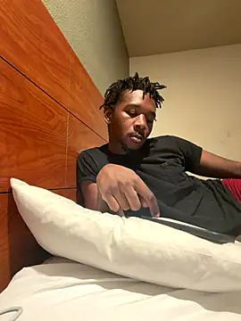 Snapshot of bbc4toes92 chatting on November 5, 2025, 10:04 am bbc4toes92 online show from November 5, 2025, 10:04 am