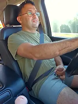 Latinesc online show from February 24, 2026, 10:08 pm