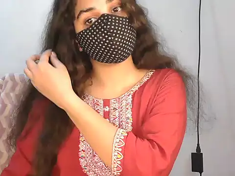 Snapshot of Cutie_Sonam chatting on April 3, 2026, 12:08 am Cutie Sonam online show from April 3, 2026, 12:08 am