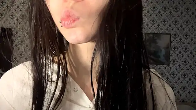 SofiaDreams09 online show from December 20, 2025, 2:46 pm