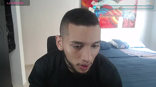 Snapshot of LucaVanden chatting on November 1, 2025, 1:57 pm LucaVanden online show from November 1, 2025, 1:57 pm