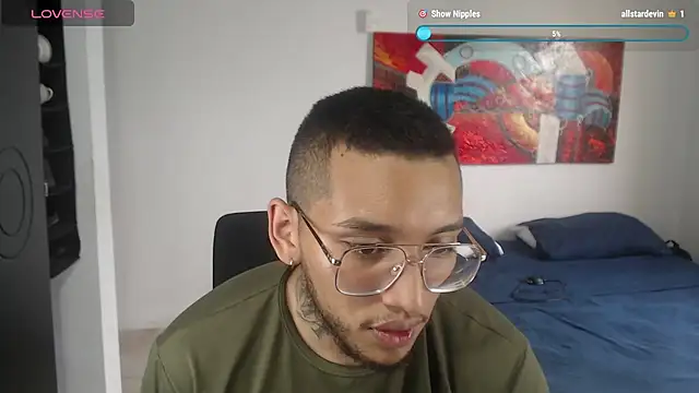 Snapshot of LucaVanden chatting on November 3, 2025, 7:15 pm LucaVanden online show from November 3, 2025, 7:15 pm