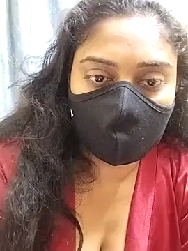 Snapshot of girl999 chatting on November 22, 2025, 6:18 pm girl999 online show from November 22, 2025, 6:18 pm