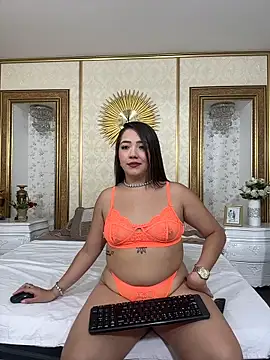 Snapshot of Hannahpradaa_ chatting on November 4, 2025, 12:04 pm Hannahpradaa online show from November 4, 2025, 12:04 pm