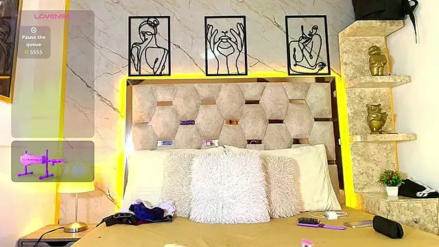 Andrew Haalls online show from April 18, 2026, 2:32 pm