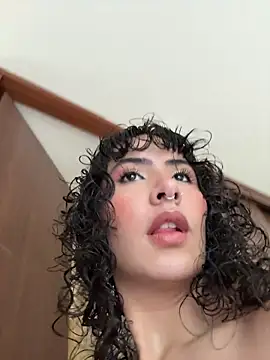 SugarTroubl33 online show from February 5, 2026, 1:49 pm