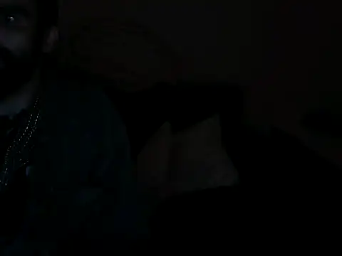 giovanift111 online show from November 11, 2025, 12:49 pm