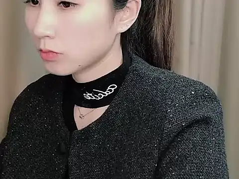 lvy-002 online show from November 3, 2025, 4:03 am