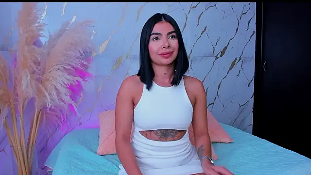 Julig01 online show from February 21, 2026, 9:38 pm