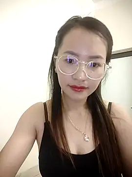 Snapshot of Elsweet123 chatting on October 28, 2025, 5:44 am Elsweet123 online show from October 28, 2025, 5:44 am