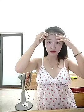 Snapshot of Elsweet123 chatting on October 30, 2025, 1:12 pm Elsweet123 online show from October 30, 2025, 1:12 pm