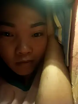 Lovebaby-love online show from November 18, 2025, 10:47 pm