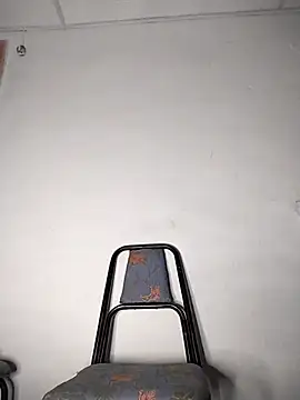 Alex Sweeting online show from October 28, 2025, 5:44 am