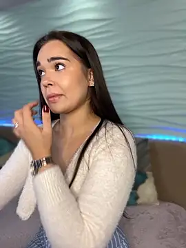 BabyShy- online show from November 21, 2025, 11:58 pm